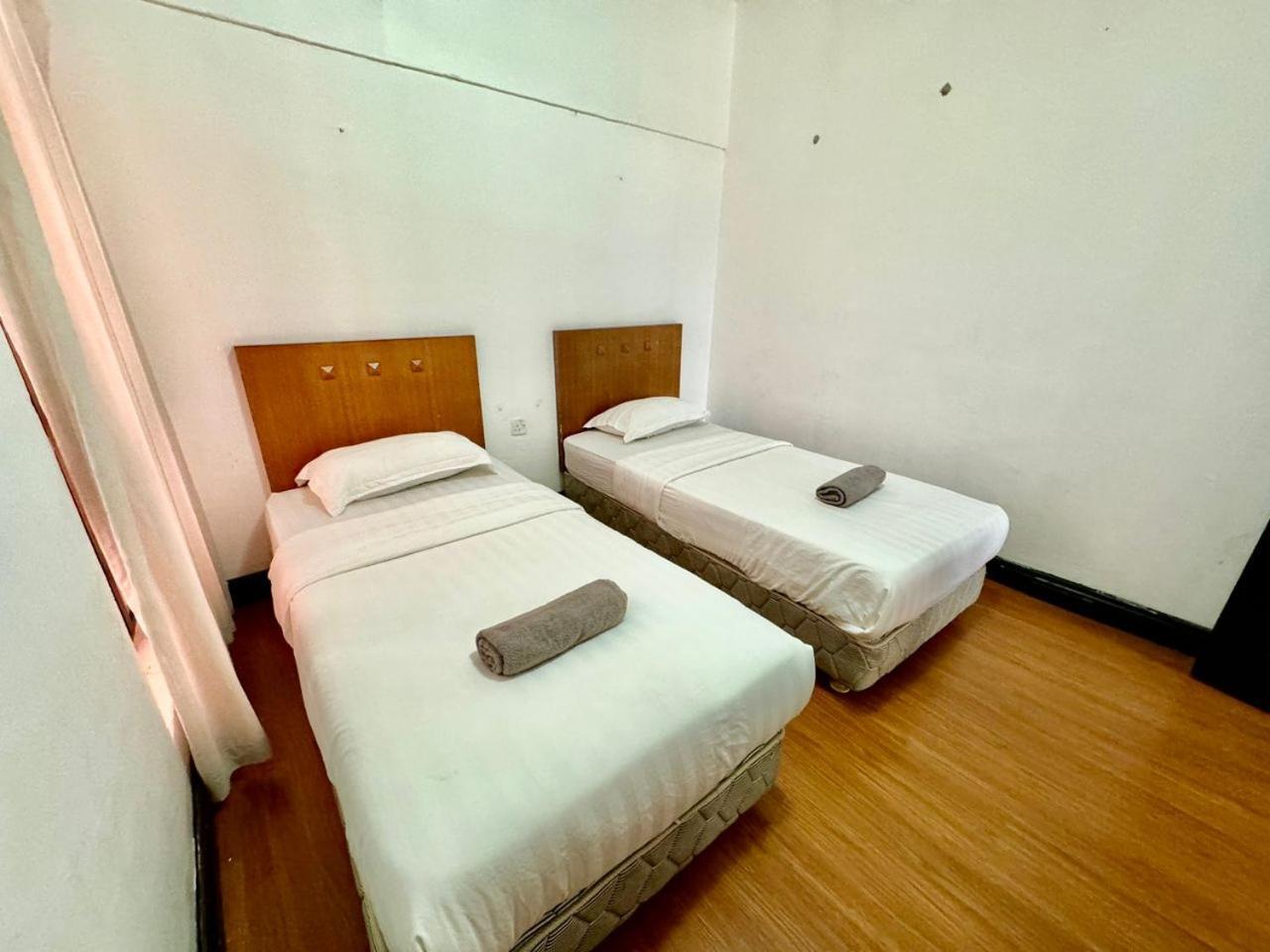 Marina Court Vacation Home 3 Bedrooms - Kota Kinabalu Zewnętrze zdjęcie